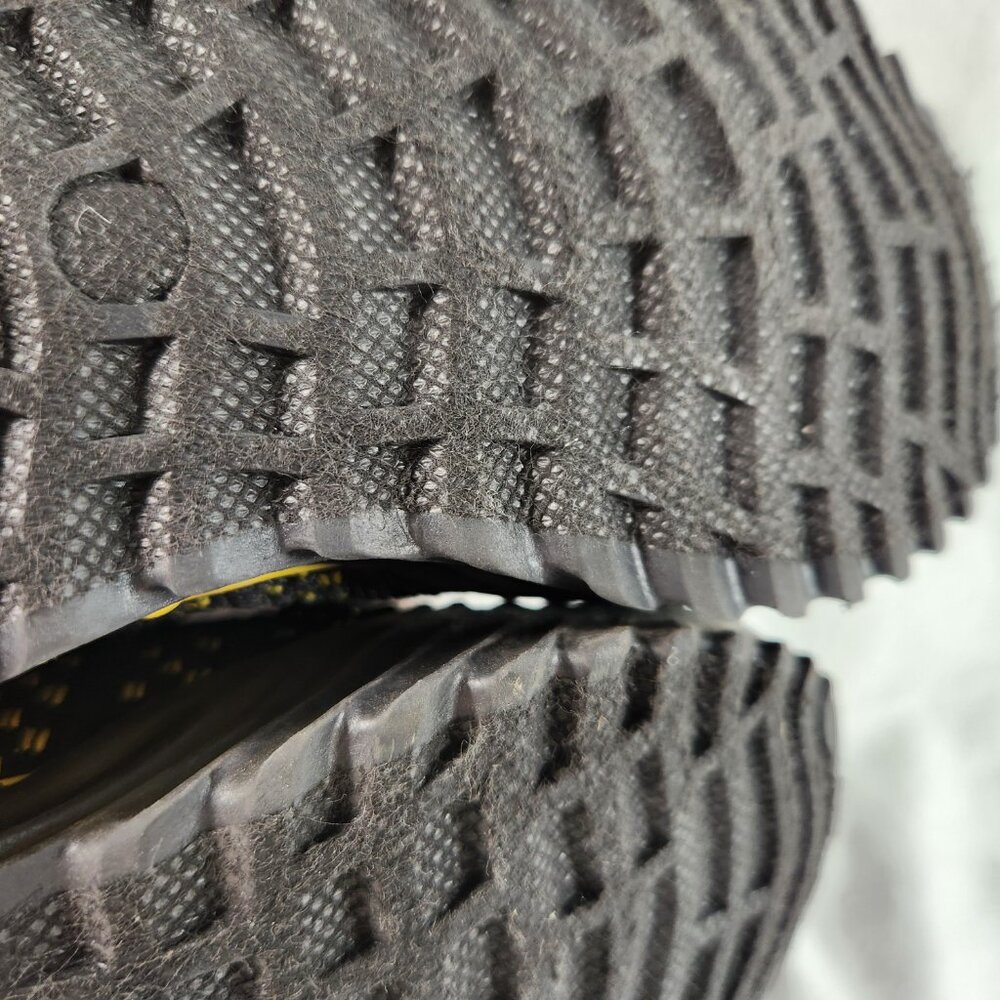 Southpole Kids Shoes Black Yellow Running Shoes Sneakers Size 9 Lace-Up EUC - Picture 10 of 12